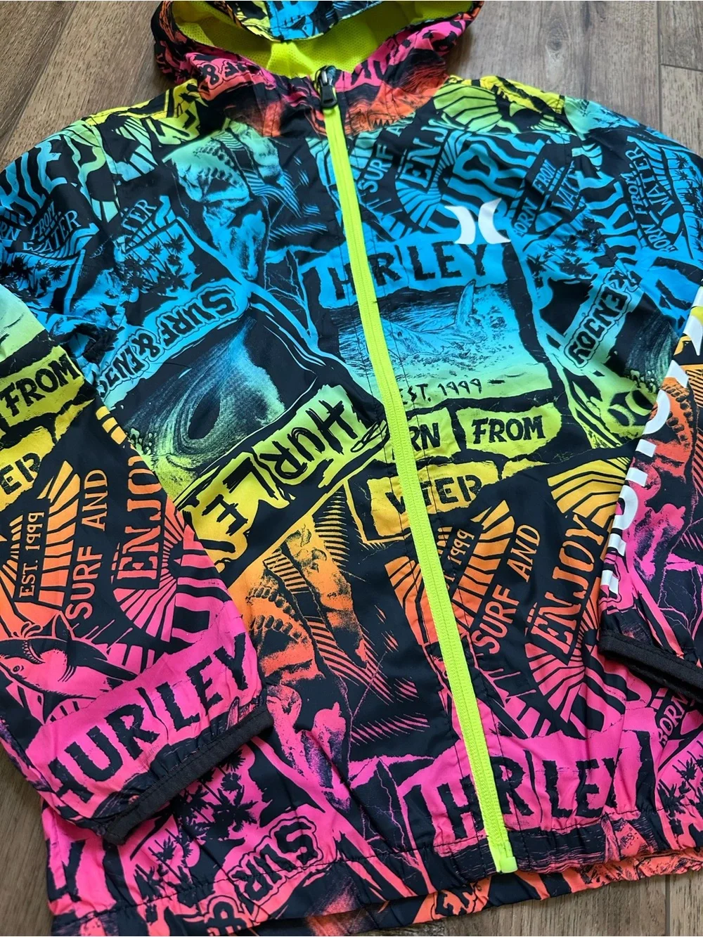 Hurley Boy's Windbreaker Jacket, Full Zip, Graffiti, Pockets, Lightweight S 8/10